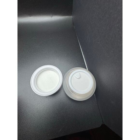 Revolution XX Cloud Complexxion Primer-Brand New no box Full size - Picture 4 of 4